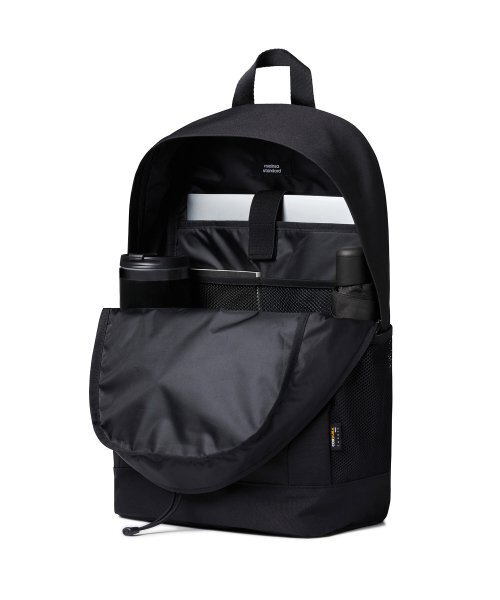 MUSINSA STANDARD（ムシンサスタンダード）の「コーデュロイストリングバックパック[ブラック]（バックパック/リュック・レディース・その他・FREE）」の8枚目の写真
