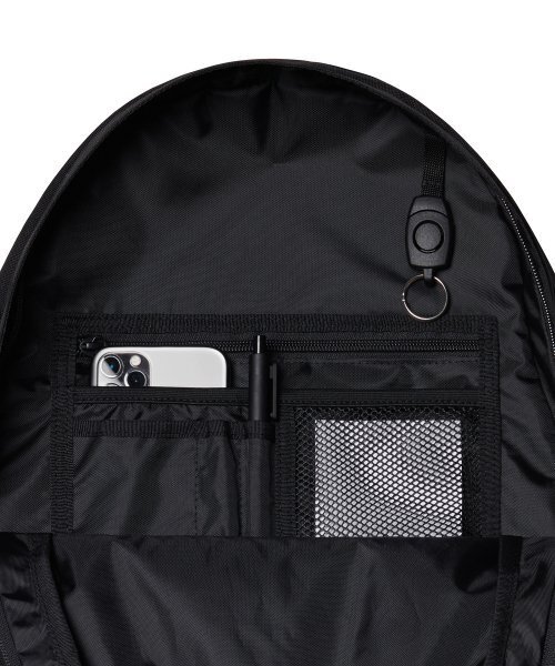 MUSINSA STANDARD（ムシンサスタンダード）の「コーデュロイストリングバックパック[ブラック]（バックパック/リュック・レディース・その他・FREE）」の10枚目の写真