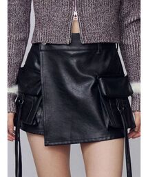 EMODA | カーゴラップフェイクレザーショートパンツ(その他パンツ)