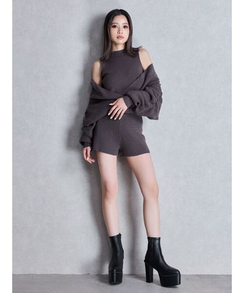 GYDA（ジェイダ）の「アームギャザーレイヤードニットロンパース（つなぎ/オールインワン・レディース・ブラック/チャコールグレー・FREE）」の8枚目の写真