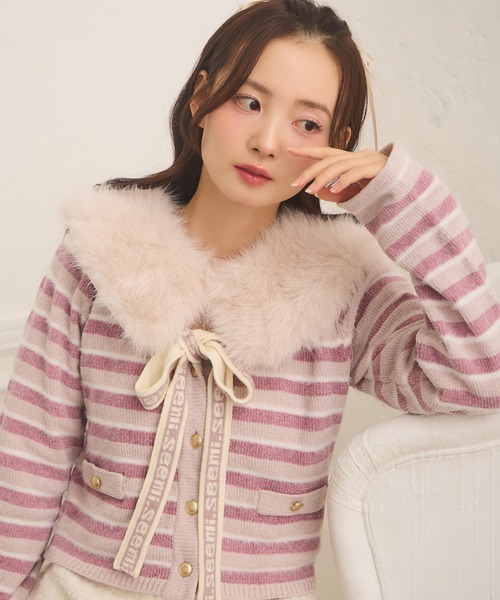 Seemi. byNICECLAUP( シーミーバイナイスクラップ)の「【Seemi.】衿ファーボーダーカーディガン(カーディガン/ボレロ・レディース・ホワイト/ブラック/ピンク・FREE)」の1枚目の写真