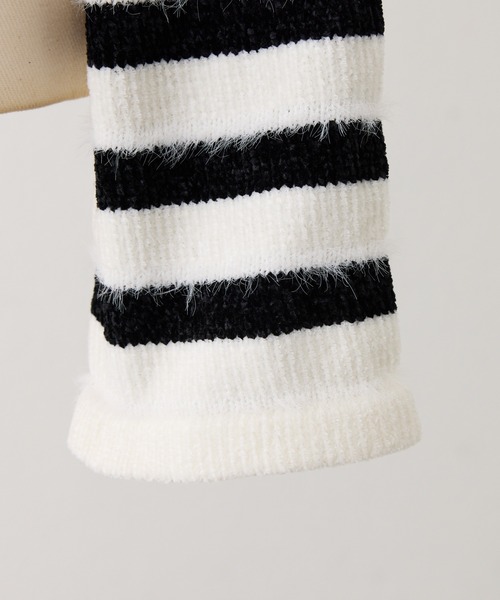 Seemi. byNICECLAUP( シーミーバイナイスクラップ)の「【Seemi.】衿ファーボーダーカーディガン(カーディガン/ボレロ・レディース・ホワイト/ブラック/ピンク・FREE)」の7枚目の写真