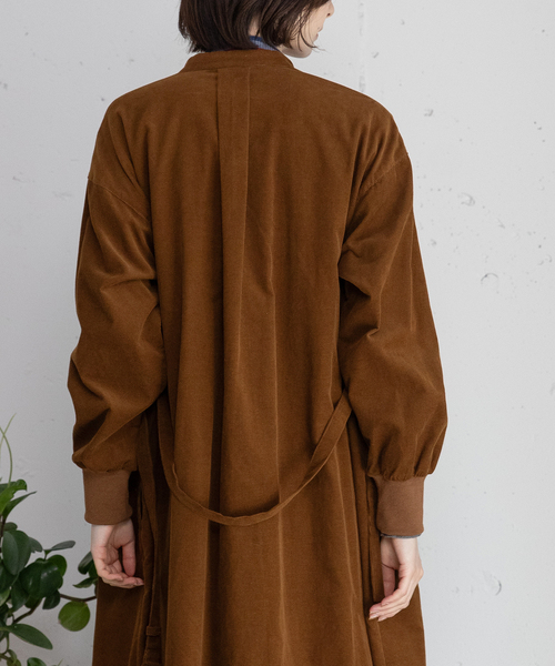 POU DOU DOU(プードゥドゥ)の「ベルト付きコーデュロイワンピース(ワンピース・レディース・ライトグレー/ブラウン/ネイビー・M)」の21枚目の写真