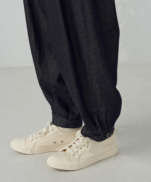 ONIGIRI（オニギリ）の「デニム鳶パンツ（デニムパンツ・レディース・ネイビー/チャコール・FREE）」の5枚目の写真