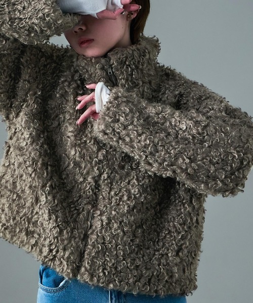 Fashion Letter(ファッションレター)の「プードルファー スタンドカラーショートコート(ステンカラーコート・レディース・ブラウン/グレイッシュベージュ/チャコール・M)」の16枚目の写真