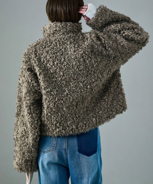 Fashion Letter(ファッションレター)の「プードルファー スタンドカラーショートコート(ステンカラーコート・レディース・ブラウン/グレイッシュベージュ/チャコール・M)」の18枚目の写真