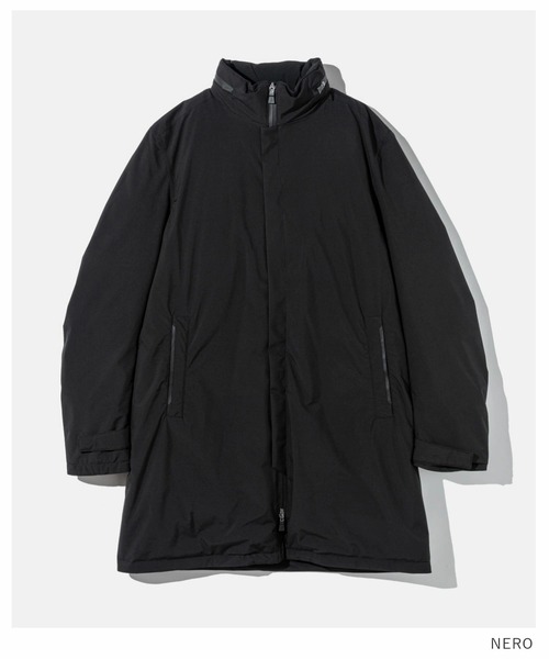 HERNO(ヘルノ)の「HERNO 2 LAYER PRO METEO DOWN Balmacaan Coat ヘルノ プロメテオ ダウン ステンカラーコート(ダウンジャケット/コート・メンズ・ブラック・50/48/46)」の2枚目の写真