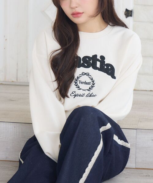 ems excite(エムズエキサイト)の「ツイードロゴトレーナー(スウェット・レディース・ブラック/ナチュラル/ブルー・FREE)」の2枚目の写真