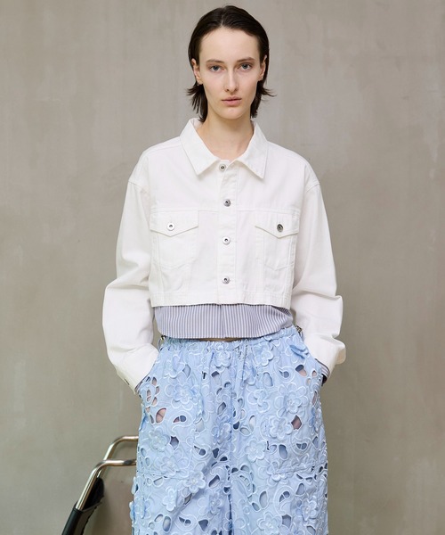 MAISON SPECIAL（メゾンスペシャル）の「2WAY Denim Short Jacket/2WAYデニムショートジャケット（デニムジャケット・レディース・ホワイト/ブルー・FREE）」の2枚目の写真