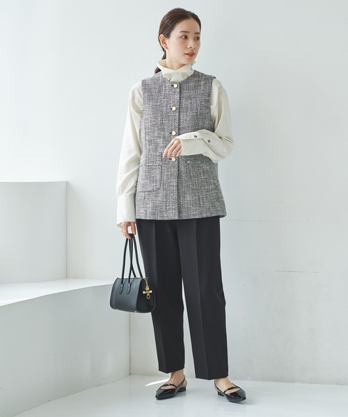 URBAN RESEARCH（アーバンリサーチ）の「タックテーパードパンツ（その他パンツ・レディース・ネイビー/ベージュ/ブラック・36/38/40）」の10枚目の写真