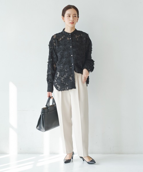 URBAN RESEARCH（アーバンリサーチ）の「タックテーパードパンツ（その他パンツ・レディース・ネイビー/ベージュ/ブラック・36/38/40）」の17枚目の写真