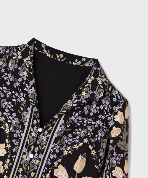 GRACE CONTINENTAL（グレースコンチネンタル）の「フラワーパターンプリントワンピース（ワンピース・レディース・ブラック/キナリ・34/36/38）」の22枚目の写真