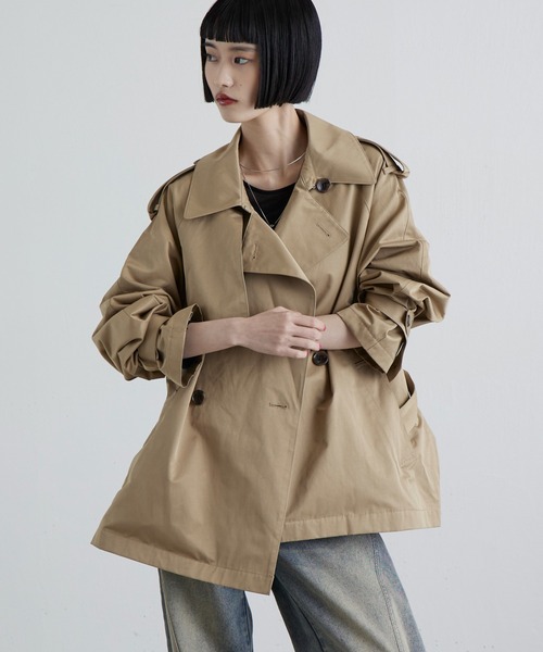 Lui's（ルイス）の「トレンチショートコート（トレンチコート・レディース・ブラック/ベージュ・FREE）」の11枚目の写真