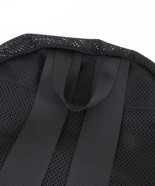 ADAM PATEK（アダムパテック）の「【ADAMPATEK/アダムパテック】mesh backpack/メッシュバッグパック（バックパック/リュック・メンズ・ブラック・FREE）」の4枚目の写真