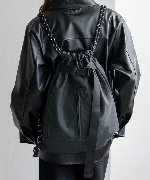 VitaFelice（ヴィータフェリーチェ）の「ナイロン2wayナップサック