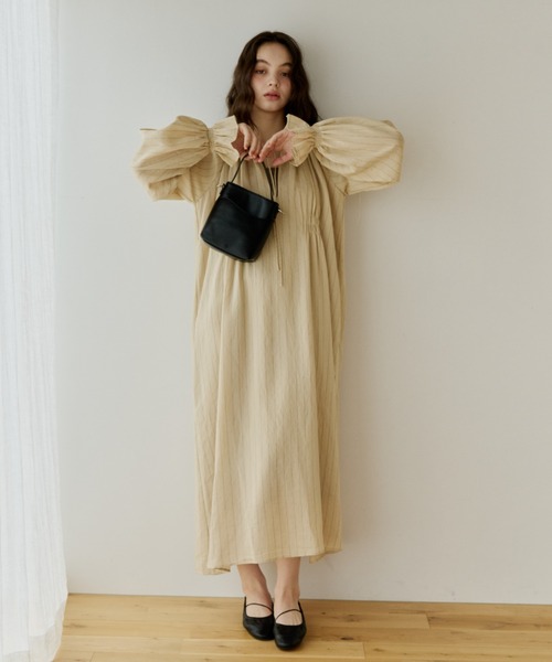 OLUN(オルン)の「nuance shoulder bag/ニュアンスショルダーバッグ(ショルダーバッグ・レディース・ブラック/ベージュ/キャメル・FREE)」の15枚目の写真
