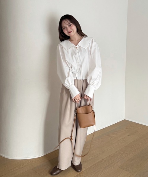 OLUN（オルン）の「nuance shoulder bag/ニュアンスショルダーバッグ（ショルダーバッグ・レディース・ブラック/ベージュ/キャメル・FREE）」の13枚目の写真