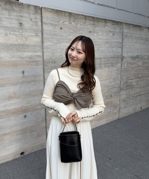 OLUN（オルン）の「nuance shoulder bag/ニュアンスショルダーバッグ（ショルダーバッグ・レディース・ブラック/ベージュ/キャメル・FREE）」の17枚目の写真