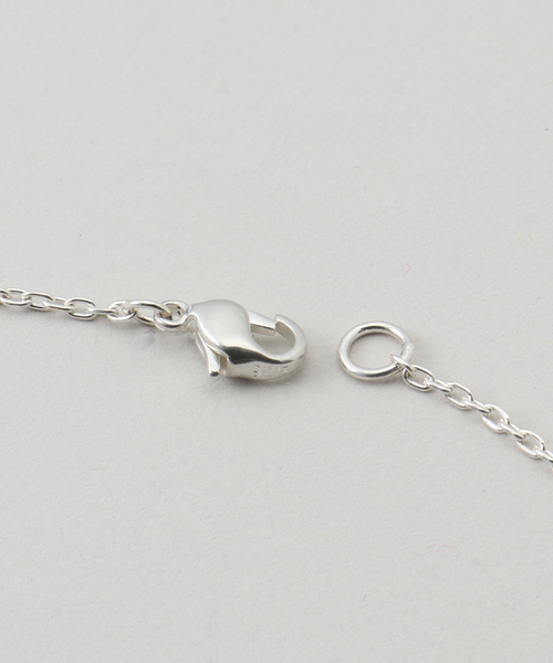 Noble（ノーブル）の「MALUS/マリュス Diamond line necklace（ネックレス・レディース・シルバー・FREE）」の4枚目の写真