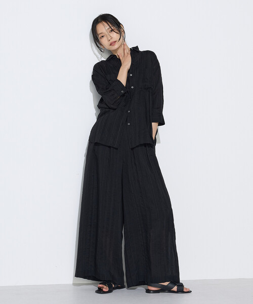 Gabardine K.T(ギャバジンケーティー)の「ジャカードボーダー 身幅たっぷりシャツ(シャツ/ブラウス・レディース・ブラック・9号)」の16枚目の写真