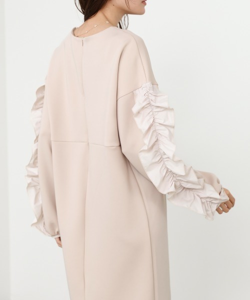 Bab(バブ)の「【選べるサイズ展開】フリルスリーブポンチワンピース(ワンピース・レディース・ブラック/ベージュ・S/M)」の12枚目の写真