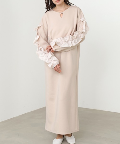 Bab(バブ)の「【選べるサイズ展開】フリルスリーブポンチワンピース(ワンピース・レディース・ブラック/ベージュ・S/M)」の14枚目の写真