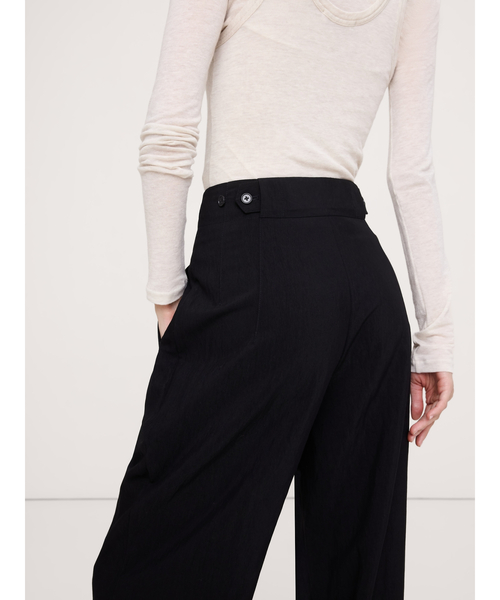 Banana Republic(バナナリパブリック)の「ヘリテージ ワイドレッグ ユーティリティ パンツ(その他パンツ・レディース・カーキ/ブラック・0/4/2/8/6)」の7枚目の写真