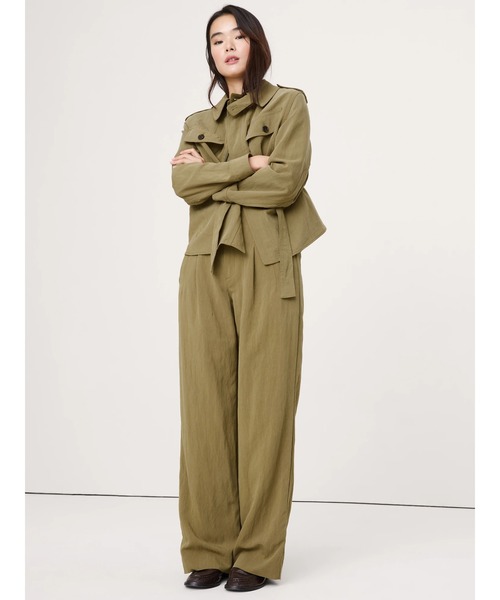 Banana Republic(バナナリパブリック)の「ヘリテージ ワイドレッグ ユーティリティ パンツ(その他パンツ・レディース・カーキ/ブラック・0/4/2/8/6)」の4枚目の写真