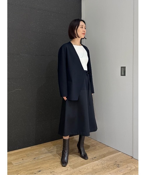 ESTNATION(エストネーション)の「ESTNATION / リバージャケット(テーラードジャケット・レディース・ベージュ/ネイビー・36/38)」の8枚目の写真