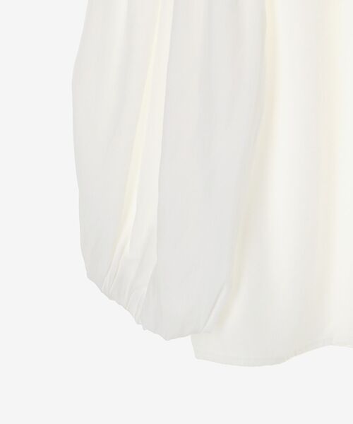 le.coeur blanc（ルクールブラン）の「ノーカラーボリュームスリーブブラウス（シャツ/ブラウス・レディース・ホワイト・38）」の3枚目の写真