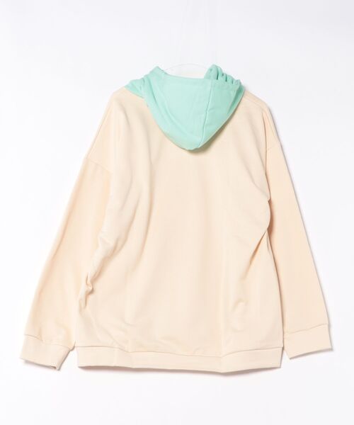 ScoLar Parity（スカラーパリティ）の「361107：お花おばけウサギの配色裏毛パーカー（パーカー・レディース・ブラック/グリーン/アイボリー・M）」の5枚目の写真