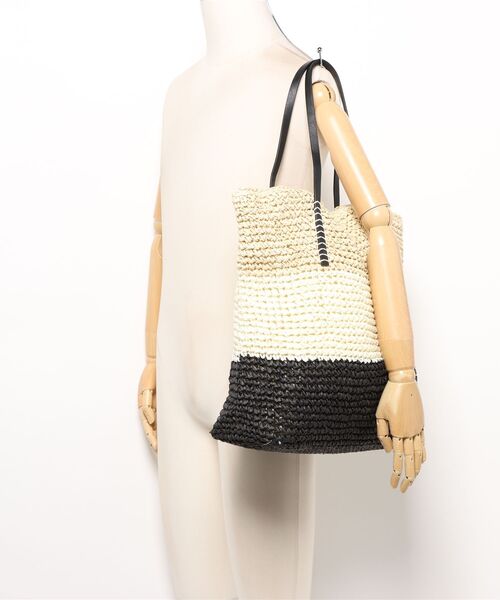 BILLABONG(ビラボン)の「【BILLABONG WOMENS/ビラボンウィメンズ】 SUNSHINE TOTE/ストロートートバッグ(トートバッグ・レディース・ブラック・FREE)」の2枚目の写真