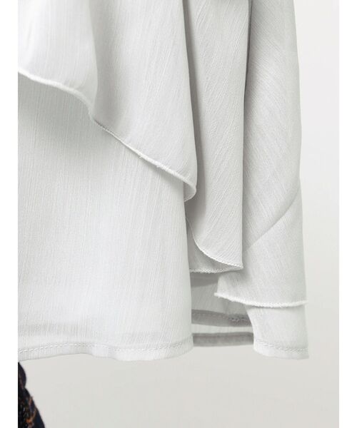 dazzlin(ダズリン)の「オープンショルダーバルーントップス(シャツ/ブラウス・レディース・アイボリー/ピンク/グレー/ブラック・FREE)」の5枚目の写真