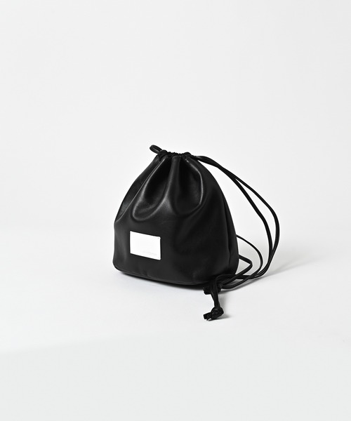 ADAM PATEK（アダムパテック）の「【ADAMPATEK】water repellent leather drawstring bag（ショルダーバッグ・メンズ・ブラック・FREE）」の2枚目の写真