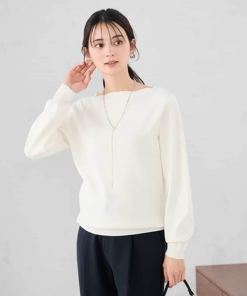 a.v.v（アーヴェヴェ）の「【WEB限定/洗える/UVカット】ボートネックパフスリーブニット（ニット/セーター・レディース・ホワイト/ブルー/クリーム/ブラック/グレー系その他・40/38/42/36）」の2枚目の写真