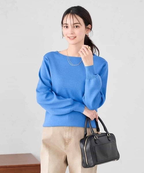 a.v.v（アーヴェヴェ）の「【WEB限定/洗える/UVカット】ボートネックパフスリーブニット（ニット/セーター・レディース・ホワイト/ブルー/クリーム/ブラック/グレー系その他・40/38/42/36）」の12枚目の写真