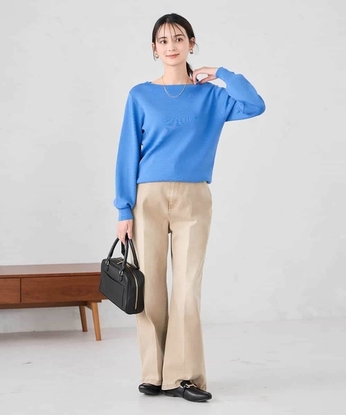 a.v.v（アーヴェヴェ）の「【WEB限定/洗える/UVカット】ボートネックパフスリーブニット（ニット/セーター・レディース・ホワイト/ブルー/クリーム/ブラック/グレー系その他・40/38/42/36）」の17枚目の写真