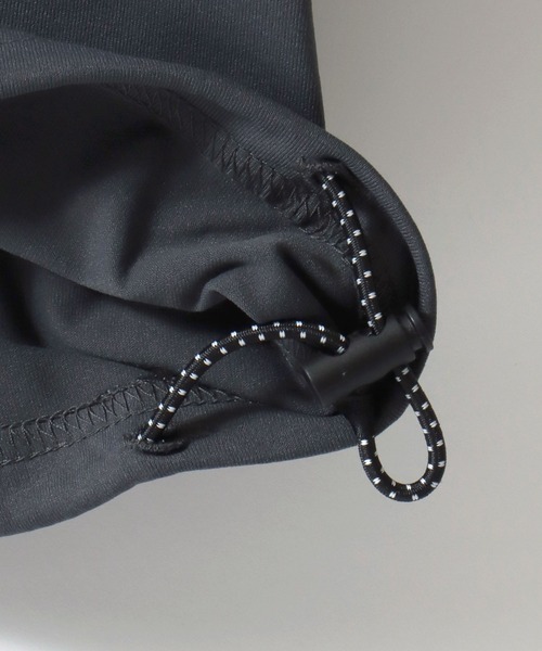 SITRY(シトリー)の「SITRY Drawcord Function T-shirt/別注 吸水速乾 UVカット ストレッチ オーバーサイズ ドローコード 半袖Tシャツ レディース メンズ(Tシャツ/カットソー・メンズ・ホワイト/スミクロ/ブラック・M/L/LL)」の12枚目の写真