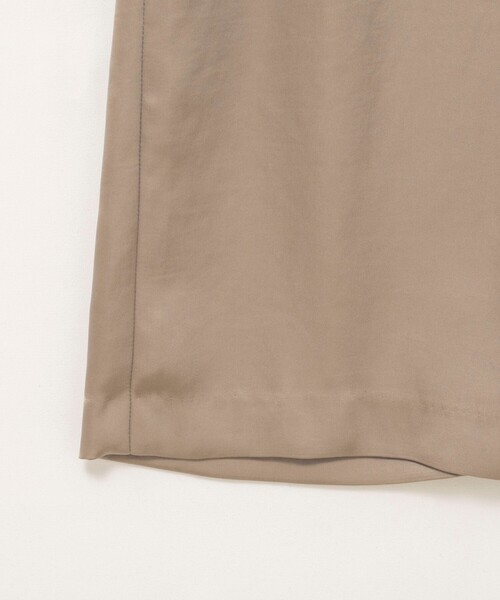 MAQWEL（マクウェル）の「【MAQWEL/マクウェル】ウォッシャブルサテンワンピース（ワンピース・レディース・ベージュ/ブラック・FREE）」の8枚目の写真