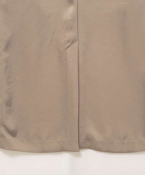 MAQWEL（マクウェル）の「【MAQWEL/マクウェル】ウォッシャブルサテンワンピース（ワンピース・レディース・ベージュ/ブラック・FREE）」の12枚目の写真