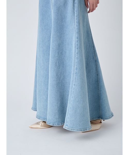 LILY BROWN（リリーブラウン）の「デニムキャミワンピース（ワンピース・レディース・ブルー/ライトブルー/カーキ・0/1）」の12枚目の写真