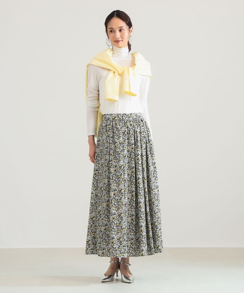 Demi-Luxe BEAMS(デミルクス ビームス)の「【8/6値下げ】プチフラワー プリント スカート(スカート・レディース・イエロー/ブラック・36/38)」の8枚目の写真
