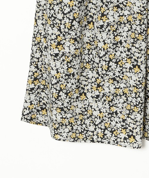 Demi-Luxe BEAMS(デミルクス ビームス)の「【8/6値下げ】プチフラワー プリント スカート(スカート・レディース・イエロー/ブラック・36/38)」の20枚目の写真