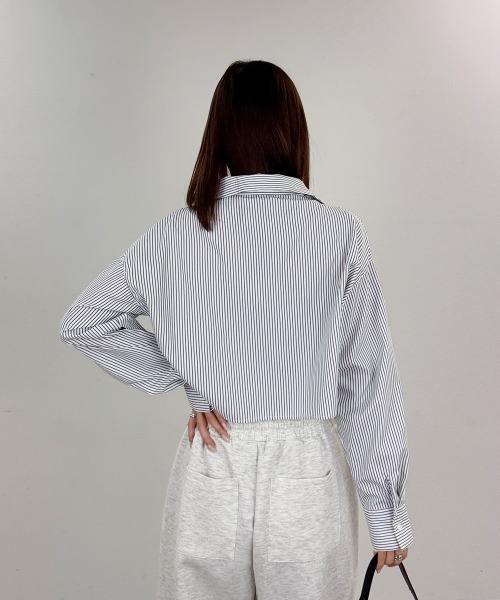 mellomela.（メロメラ）の「フロントシャーリングショート丈シャツ（シャツ/ブラウス・レディース・ホワイト系7/ブルー系3/サックスブルー/オフホワイト・FREE）」の10枚目の写真