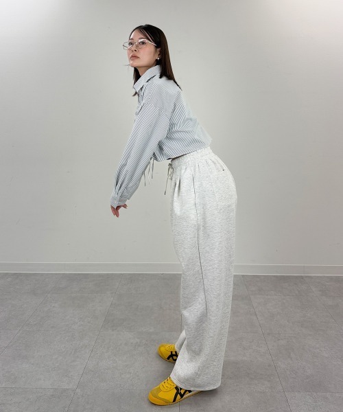 mellomela.（メロメラ）の「フロントシャーリングショート丈シャツ（シャツ/ブラウス・レディース・ホワイト系7/ブルー系3/サックスブルー/オフホワイト・FREE）」の21枚目の写真