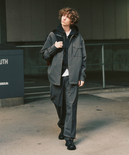 417 EDIFICE（フォーワンセブンエディフィス）の「【FREE MOTION】 イージーパンツ（スラックス・メンズ・カーキ/ブラック系その他/ベージュ・LARGE/MEDIUM/SMALL）」の4枚目の写真