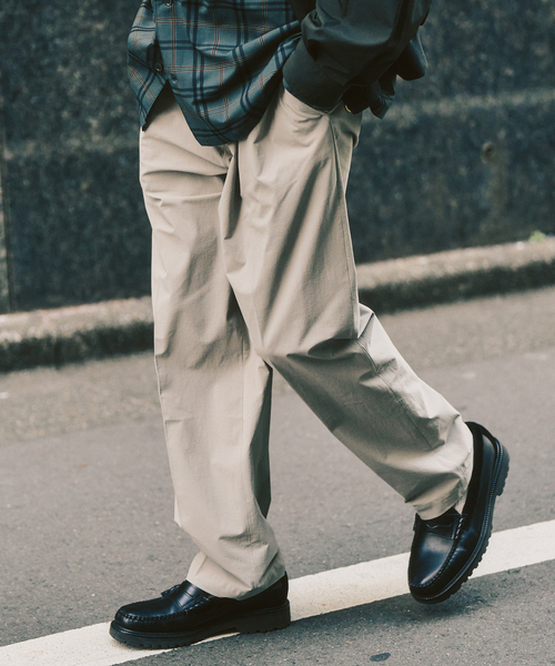 417 EDIFICE（フォーワンセブンエディフィス）の「【FREE MOTION】 イージーパンツ（スラックス・メンズ・カーキ/ブラック系その他/ベージュ・LARGE/MEDIUM/SMALL）」の11枚目の写真