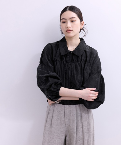 ADAM ET ROPE'(アダムエロペ)の「【WEB限定】ドロストネックギャザーブルゾン(シャツ/ブラウス・レディース・ブラック/サックスブルー/ホワイト系その他5・FREE)」の14枚目の写真