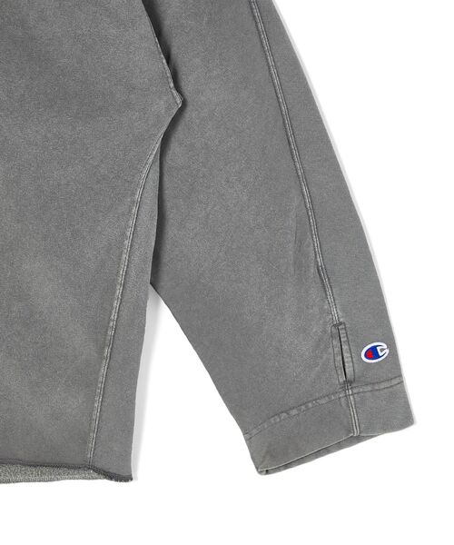 N.HOOLYWOOD(N.ハリウッド)の「N.HOOLYWOOD × Champion / REVERSIBLE DOLMAN SWEATSHIRT(Tシャツ/カットソー・メンズ・グレー/チャコール・S/M/L)」の4枚目の写真