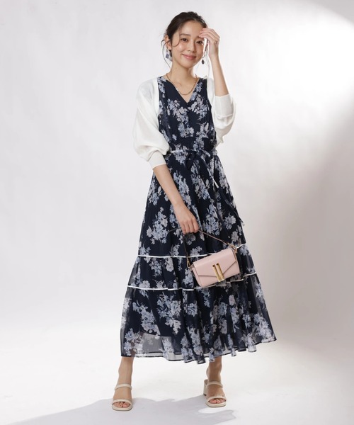 JUSGLITTY（ジャスグリッティー）の「ブーケプリントワンピース（ワンピース・レディース・ライトイエロー/ネイビー・0/1/2）」の8枚目の写真